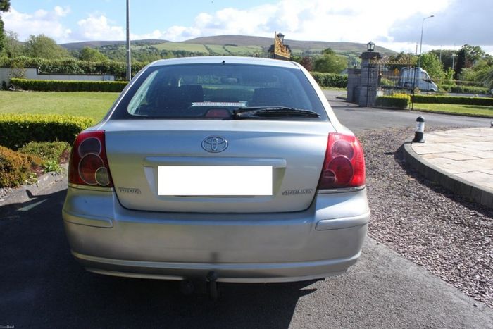 Toyota Avensis 2006