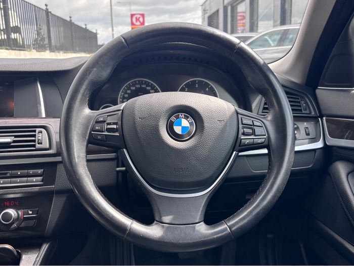 BMW 5 Series 2016