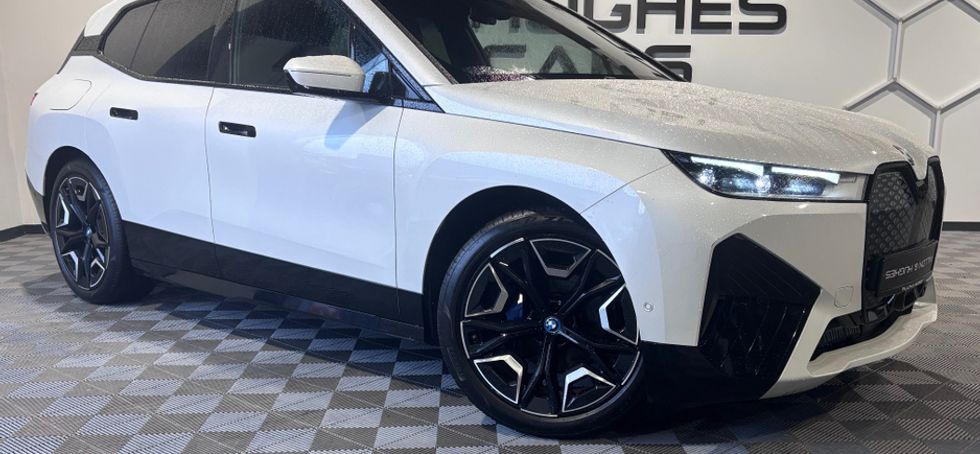 BMW IX 2023