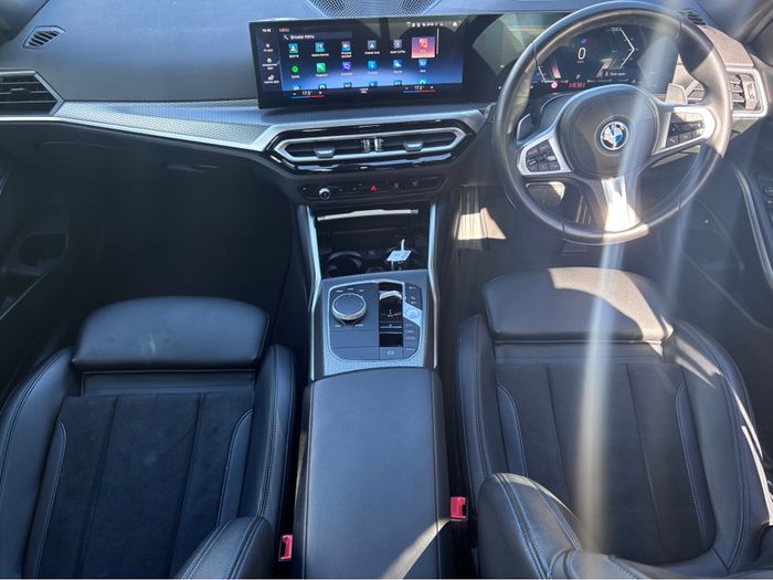 BMW 3 Series 2023