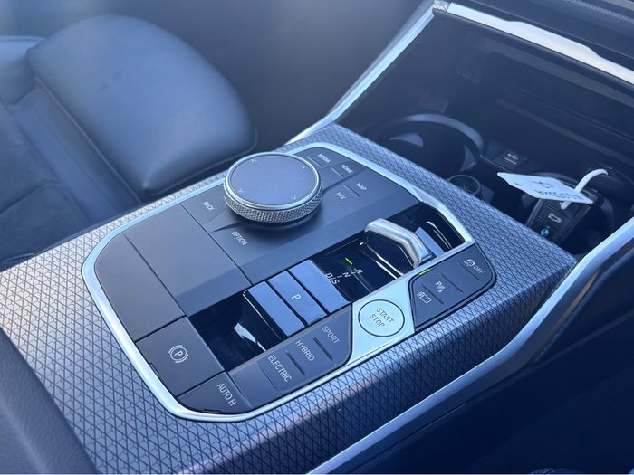 BMW 3 Series 2023