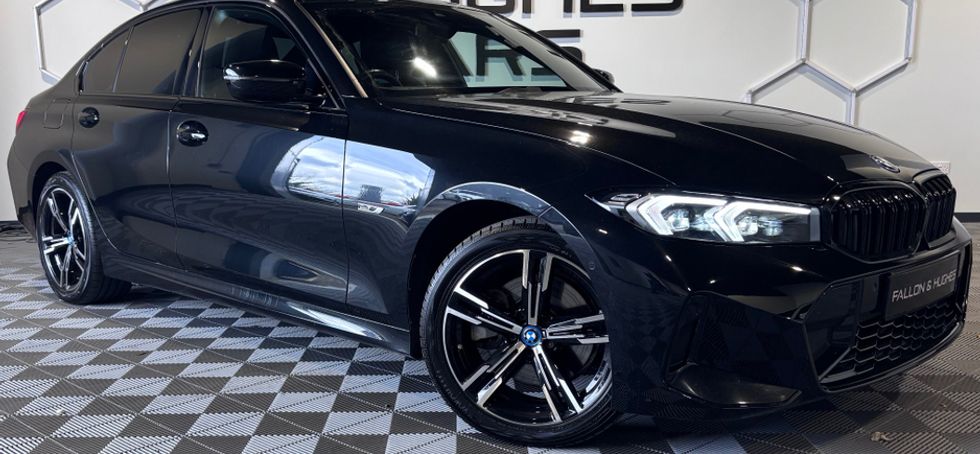 BMW 3 Series 2023