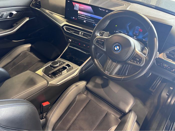 BMW 3 Series 2023