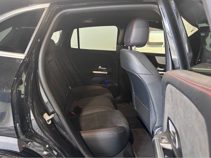 Mercedes-Benz EQA 2023