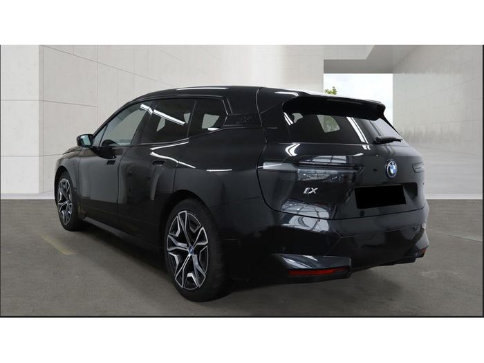 BMW IX 2023