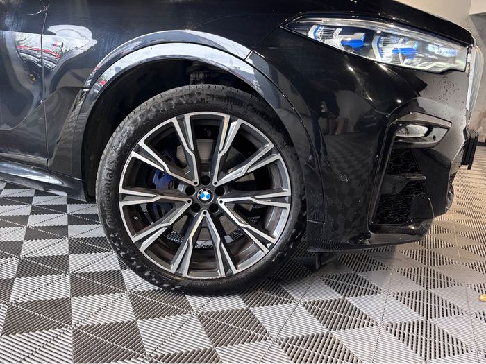 BMW X7 2019