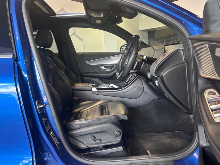 Mercedes-Benz EQC 2023