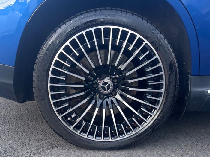 Mercedes-Benz EQC 2023