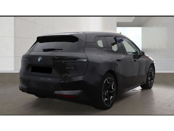 BMW IX 2023