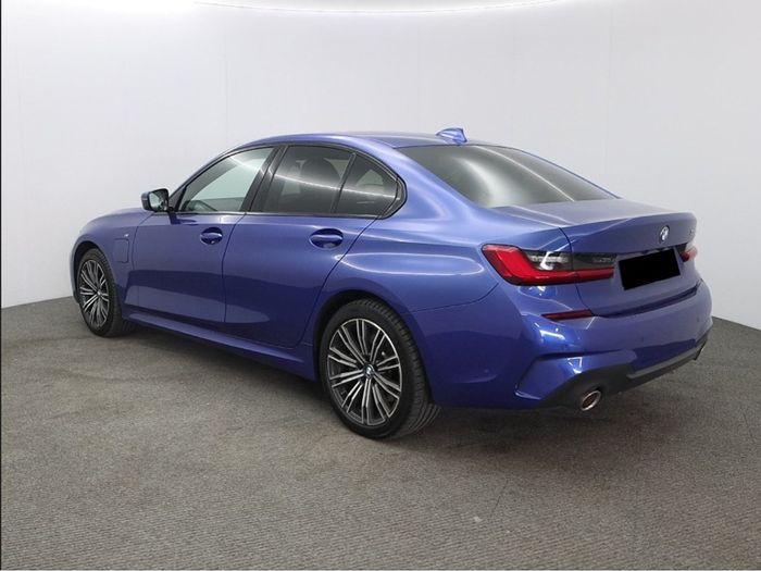BMW 3 Series 2021