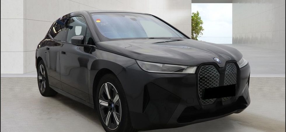 BMW IX 2022