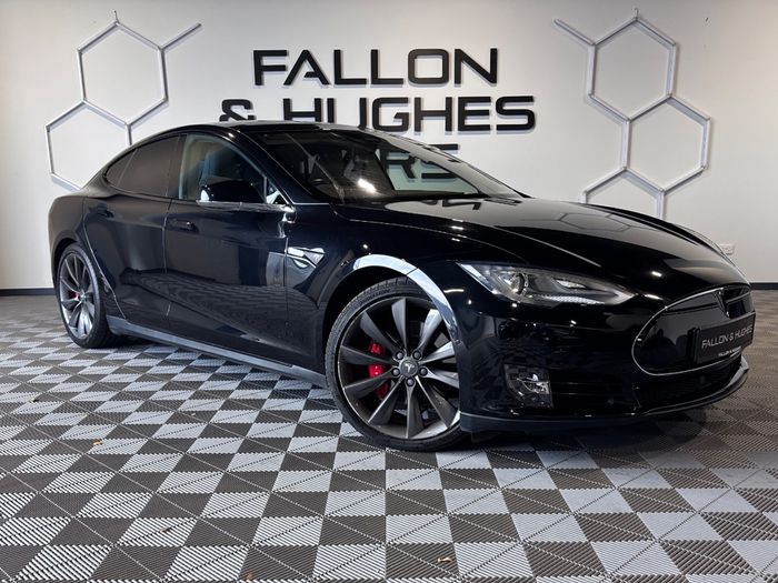 Tesla Model S 2016