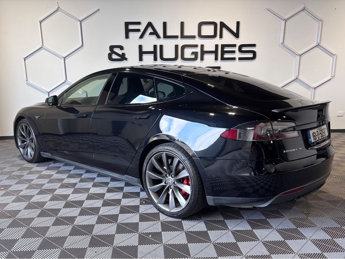 Tesla Model S 2016
