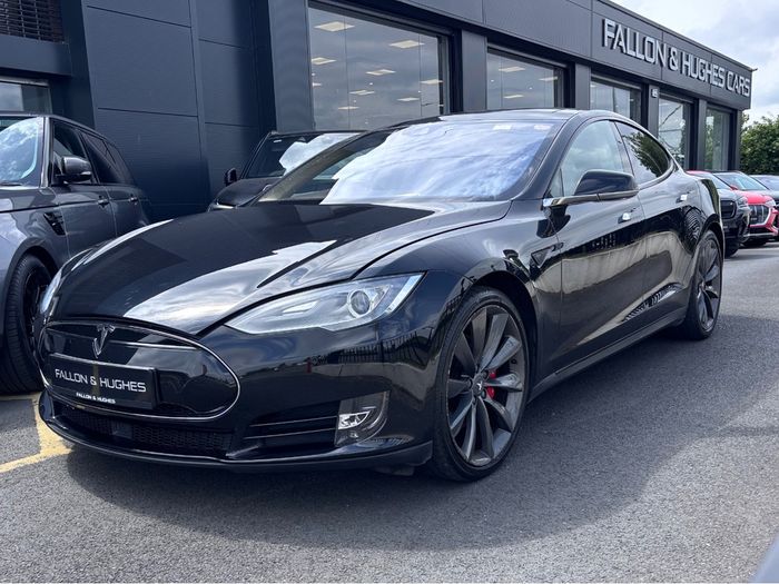 Tesla Model S 2016