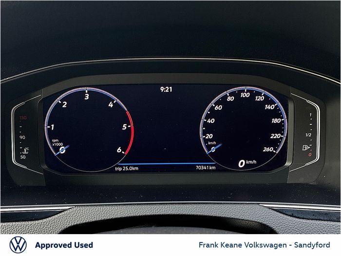 Volkswagen Passat 2021