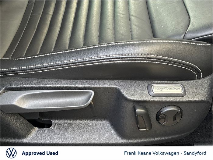 Volkswagen Passat 2021