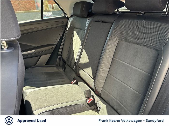 Volkswagen T-Roc 2023