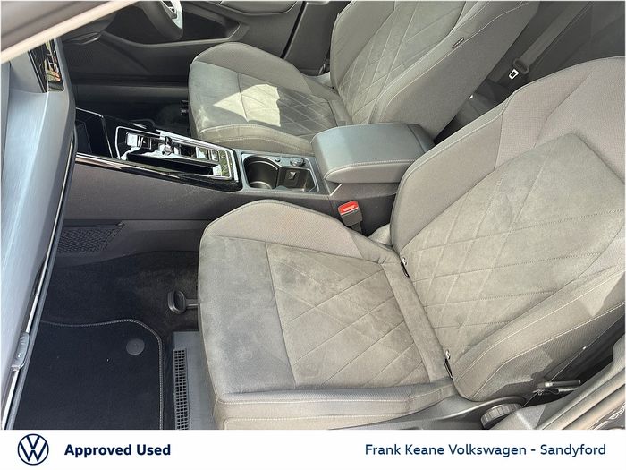 Volkswagen Golf 2024