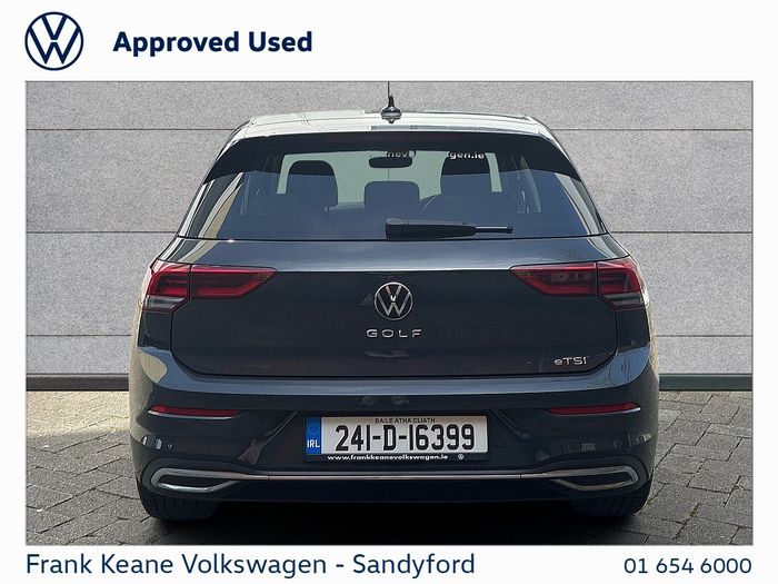 Volkswagen Golf 2024