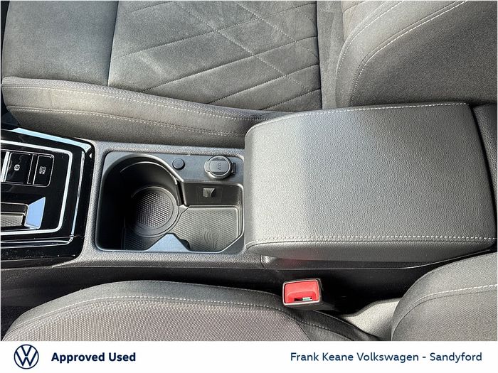 Volkswagen Golf 2024