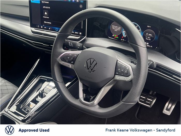 Volkswagen Golf 2025