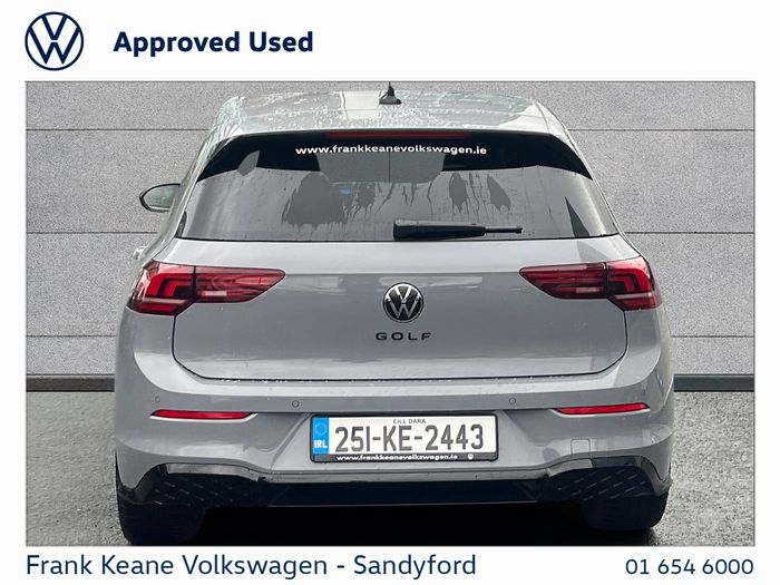 Volkswagen Golf 2025