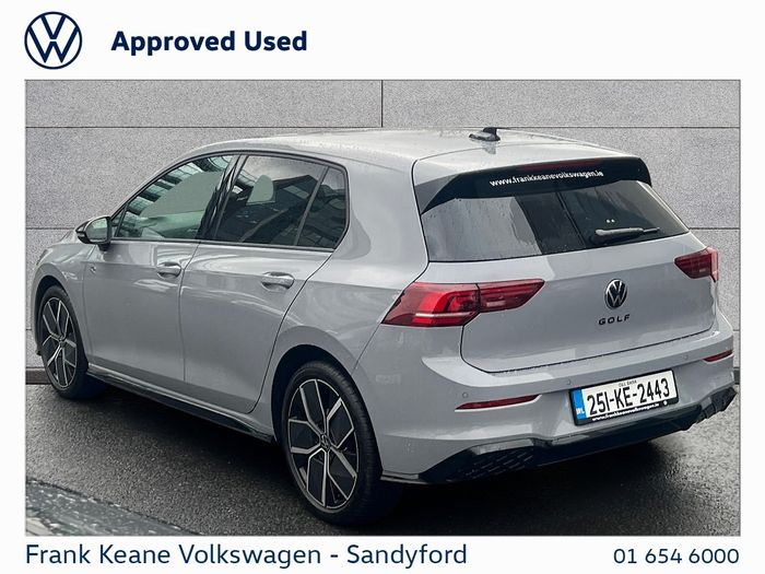 Volkswagen Golf 2025