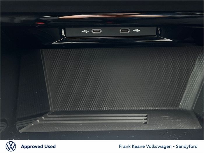 Volkswagen Golf 2025