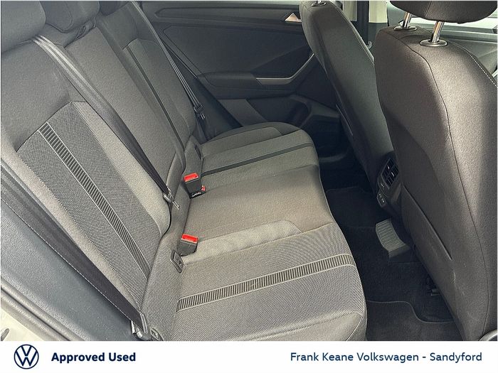 Volkswagen T-Roc 2023