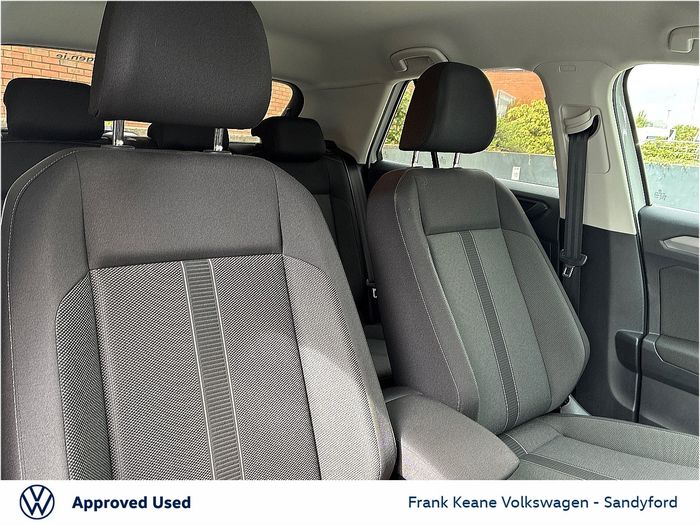 Volkswagen T-Roc 2023