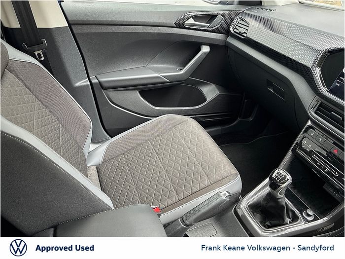 Volkswagen T-Cross 2024