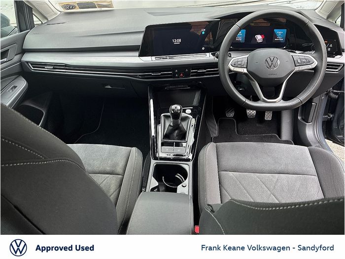 Volkswagen Golf 2024