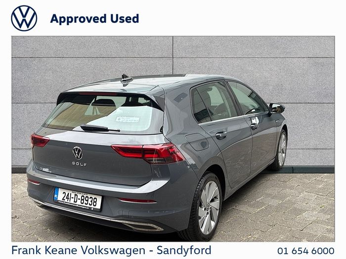 Volkswagen Golf 2024