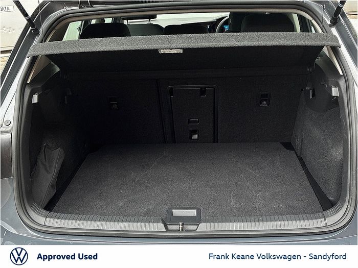 Volkswagen Golf 2024