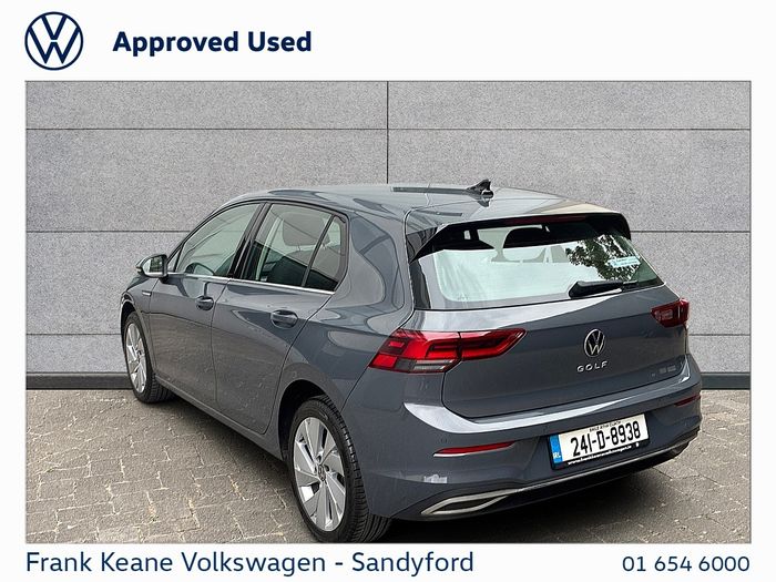 Volkswagen Golf 2024