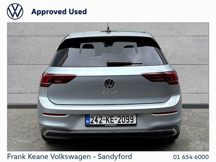 Volkswagen Golf 2024