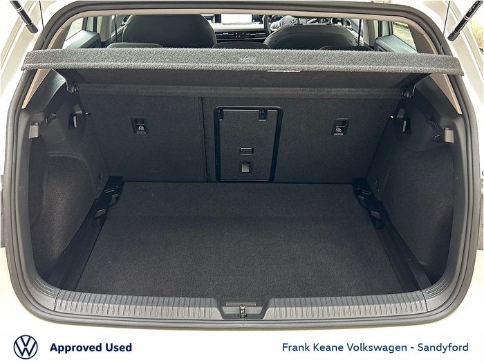 Volkswagen Golf 2024