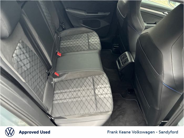Volkswagen Golf 2026