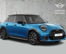 MINI HATCH 2026