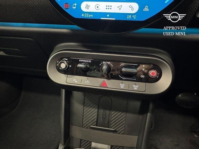 MINI HATCH 2025