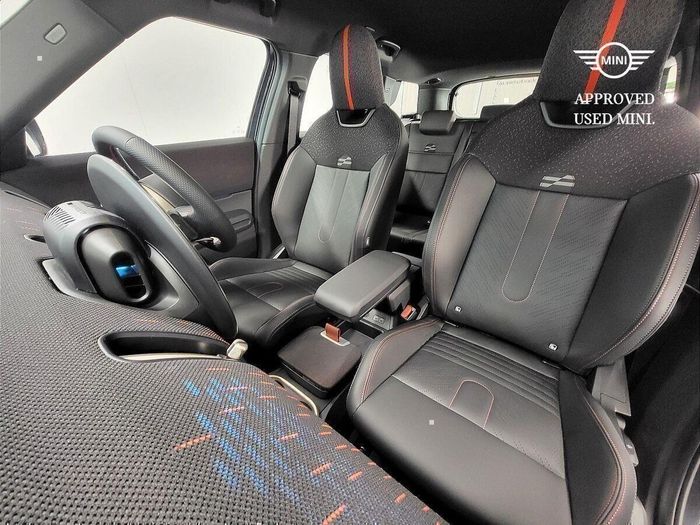 MINI COUNTRYMAN 2025