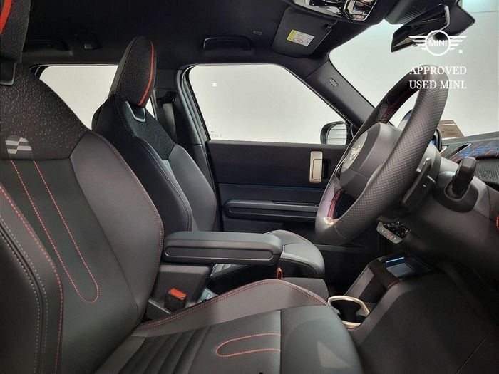 MINI COUNTRYMAN 2025