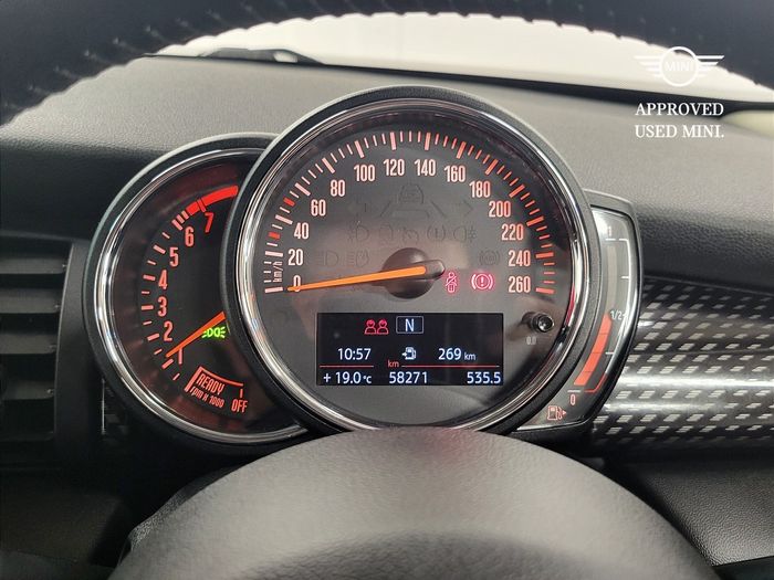 MINI Cooper 2019