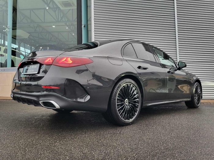 Mercedes-Benz E-Class 2026