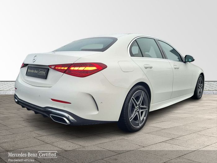 Mercedes-Benz C-Class 2024