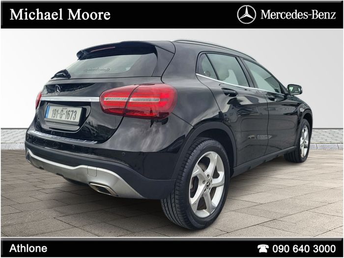 Mercedes-Benz GLA Class 2019