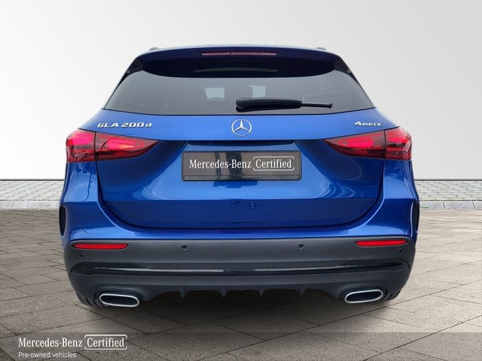 Mercedes-Benz GLA Class 2024