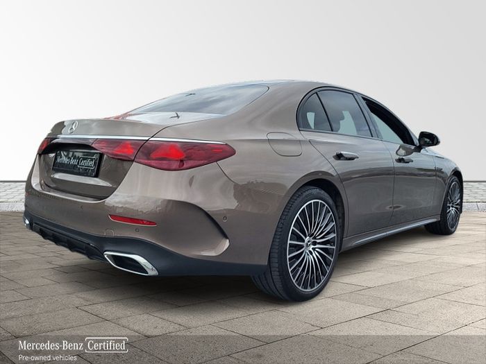 Mercedes-Benz E-Class 2024