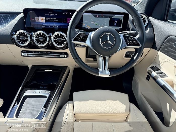 Mercedes-Benz GLA Class 2024