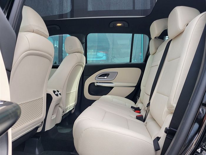 Mercedes-Benz GLB- Class 2026